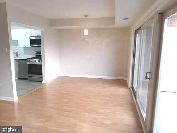 5th image of 5250 Valley Forge Dr APT 615