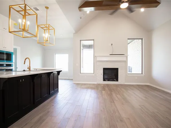 5732 Rose Prairie Blvd, Edmond, OK 73034