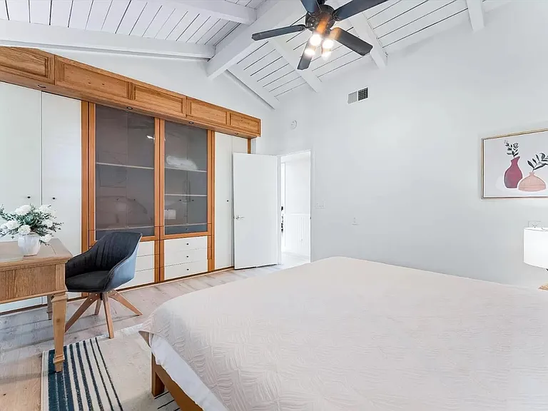 1075 N Richman Knls — Photo 12