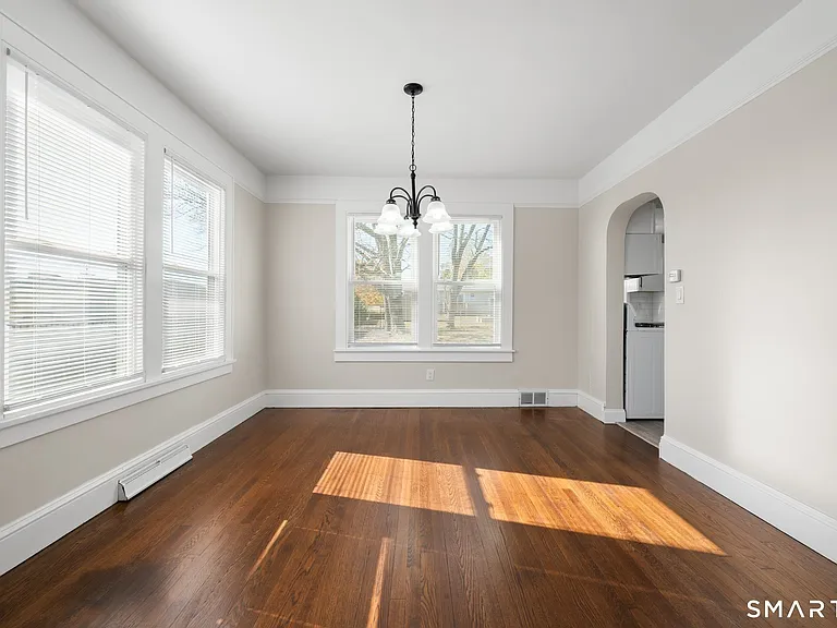14 Clark Ln — Photo 24