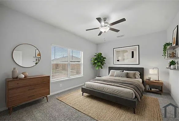 4 bed, 2800 sqft, $2,800 — Photo 3