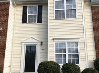 140 Queensberry Ct, Greensboro, NC 27405