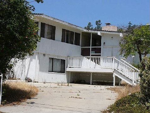 1st image of 601 Mesa Dr