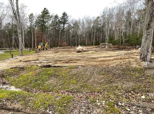 5 Hill Dr, Acushnet, MA 02743