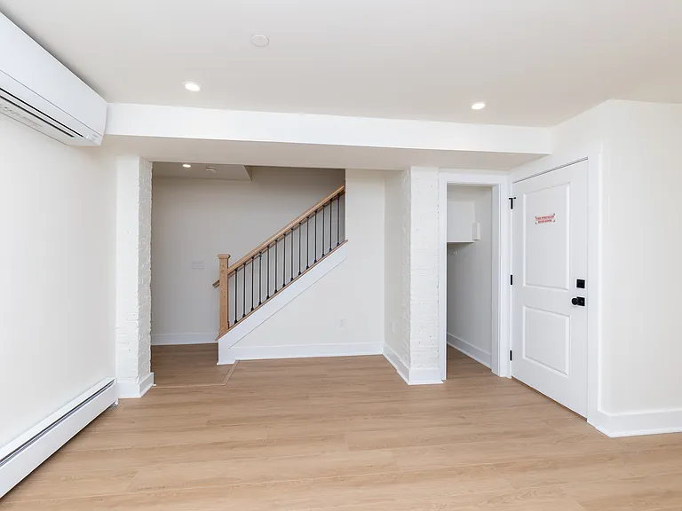 219 Trenton St #1 — Photo 12