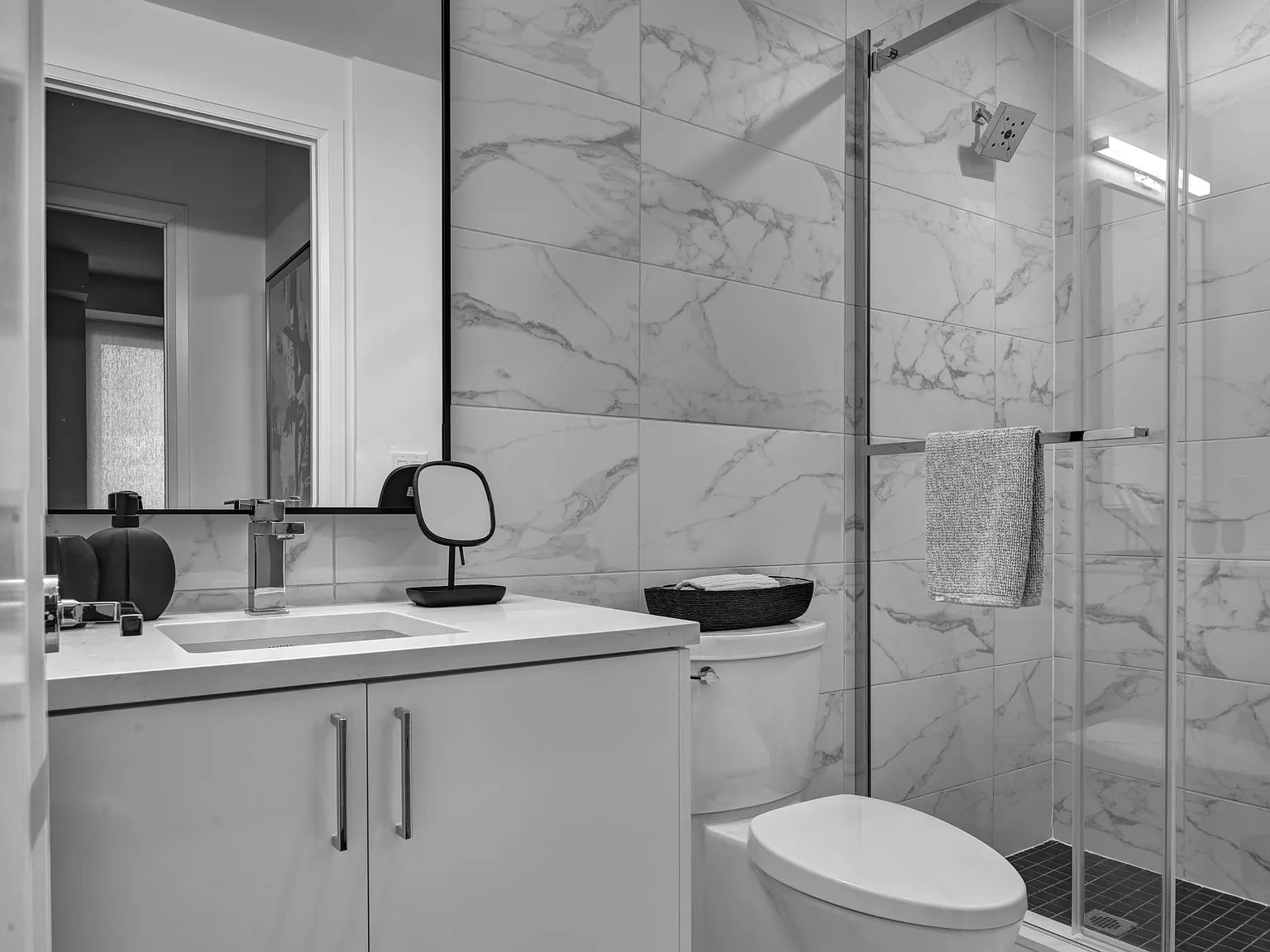 Studio, $2,275 — Photo 2
