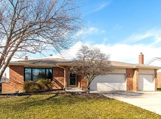14020 Green Valley Dr, Orland Park, IL 60467