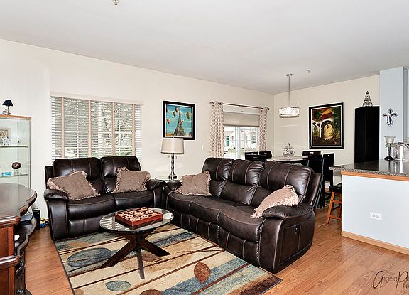 4th image of 635 Windsor Dr #4A