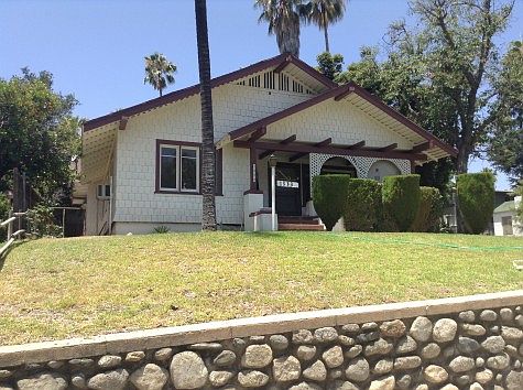 1st image of 1333 N El Molino Ave
