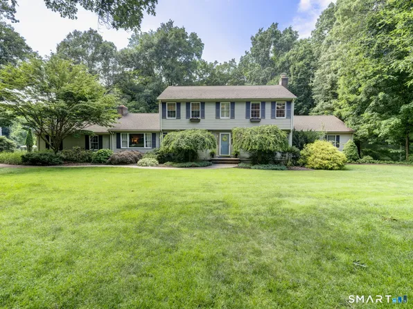 215 Rockwood Drive, Southington, CT 06489