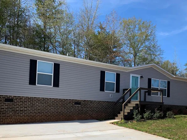 306 Lakanwood Ln, Piedmont, SC 29673