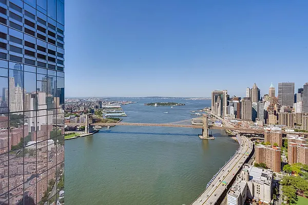 Rented by Compass | media 36