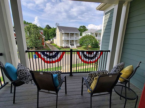 second floor porch and balco
