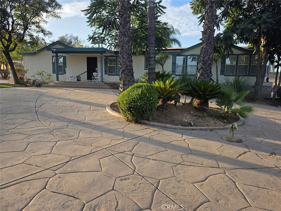 1st image of 22220 Cajalco Rd
