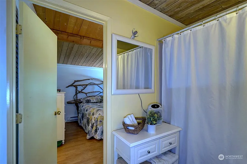 Thumbnail 18