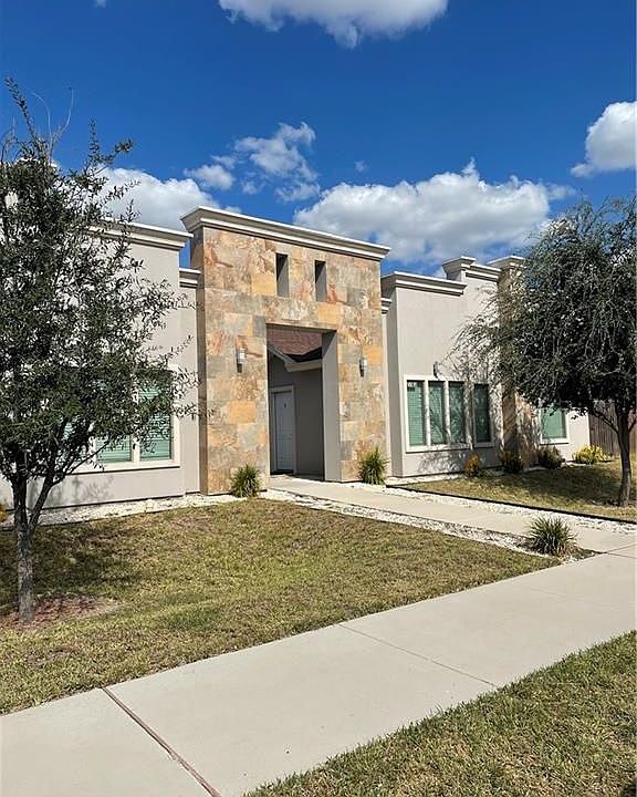 1st image of 2703 Larkspur Ave APT 4