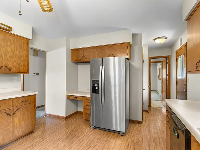 18525 Heathway Ln — Photo 11