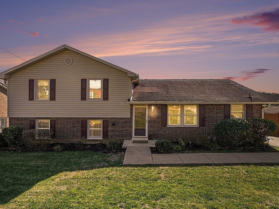 1st image of 4313 Golden Hills Dr