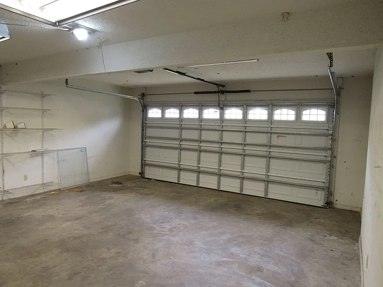 35 G St — Photo 32
