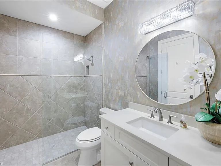 16448 Talis Park Dr — Photo 26