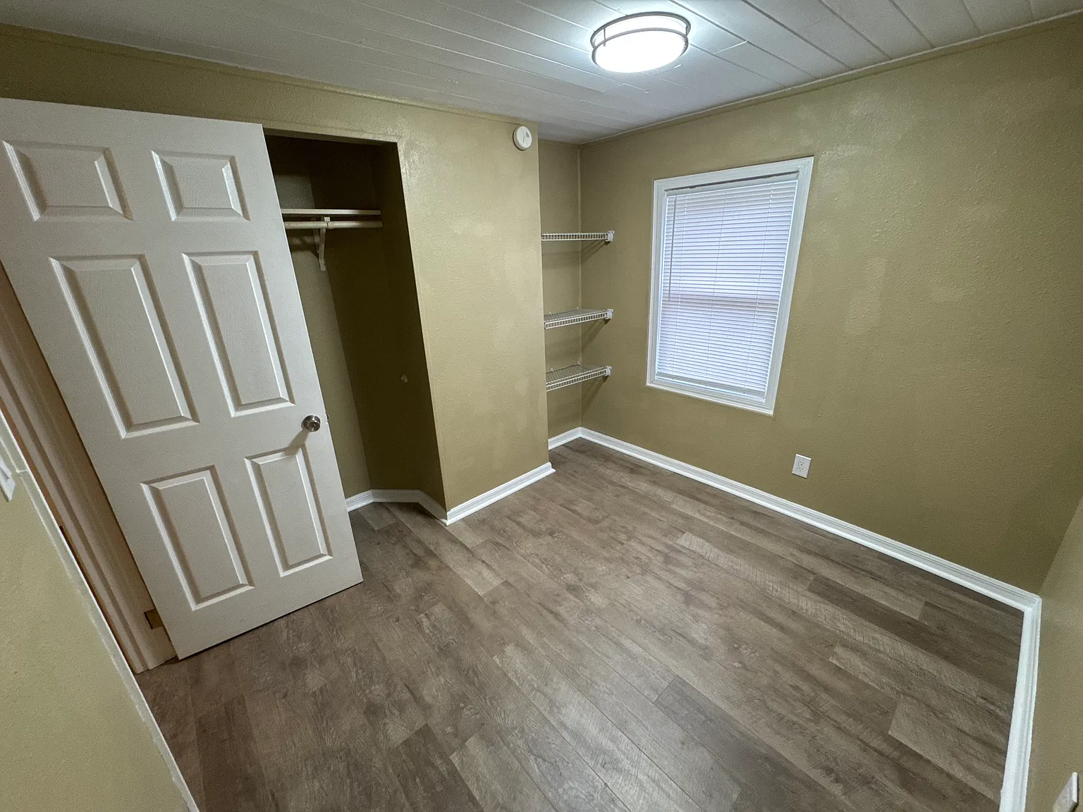 3 bed, 1160 sqft, $1,550 — Photo 4