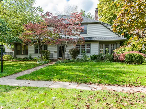 2330 Glenwood Dr, Kalamazoo, MI 49008