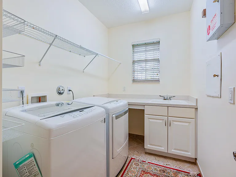 1058 Vintner Blvd — Photo 9