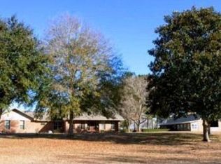 15750 Old Pierce Rd, Fairhope, AL 36532