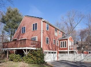 97 Hollett St, Scituate, MA 02066