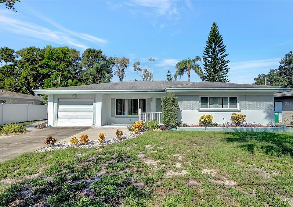 1st image of 2168 POINCIANA DRIVE