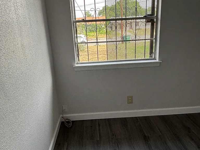 5742 Bienville Dr — Photo 8