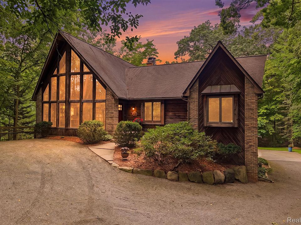 1st image of 8984 Peer Rd