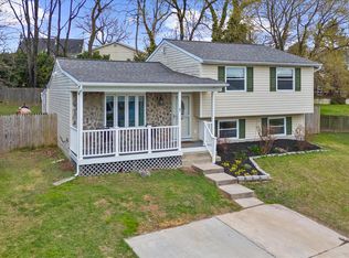7 Honey Locust Ct, Essex, MD 21221