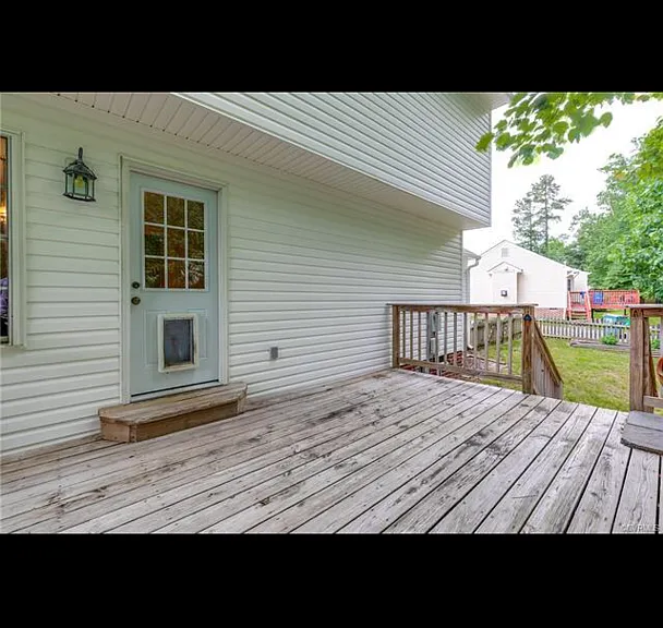 8571 Woodlake Dr — Photo 24