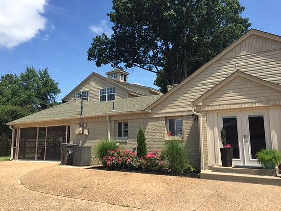 1600 sq ft Guesthouse