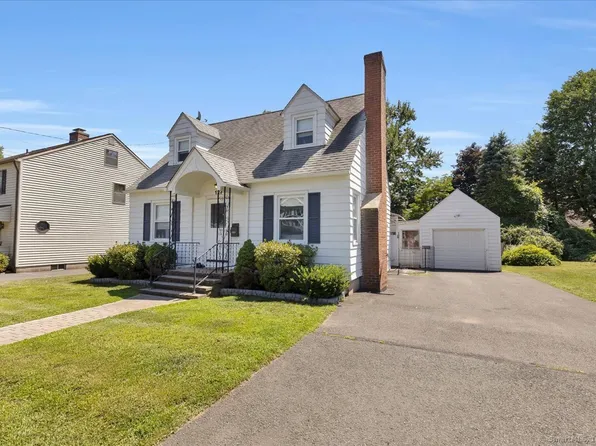 127 Grove Street, Windsor Locks, CT 06096