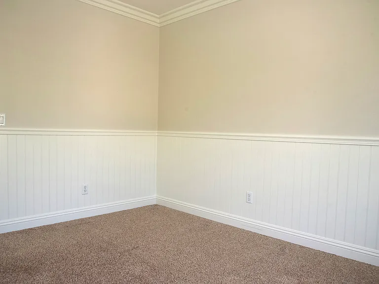 45349 Escalon St — Photo 11