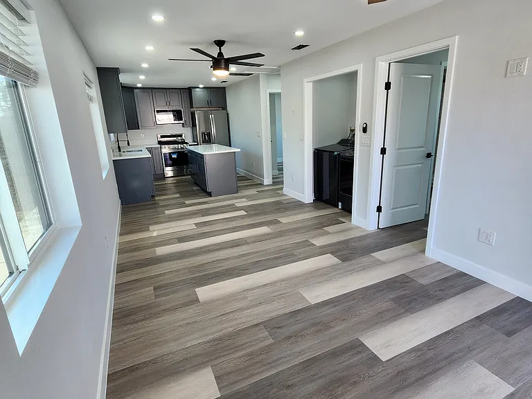 1414 N Hope Ave #B — Photo 8