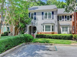 1006 Camden Ct, Sandy Springs, GA 30327