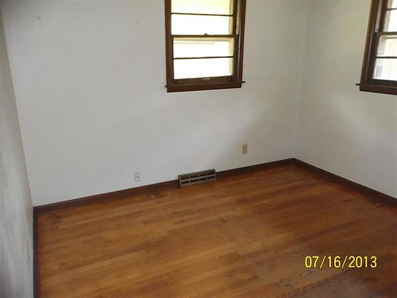 5th image of 2824 18th St