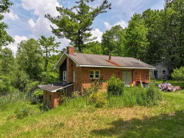 5691 Havens Rd, Dryden, MI 48428