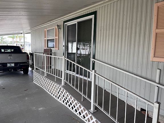 4th image of 44 Connie Ln