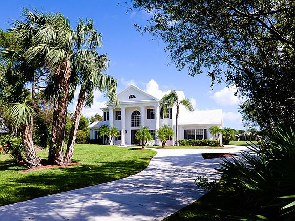 4th image of 7917 Saddlebrook Dr