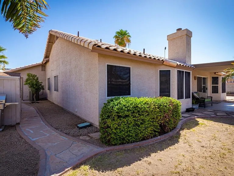 19610 N 55th Ave — Photo 15