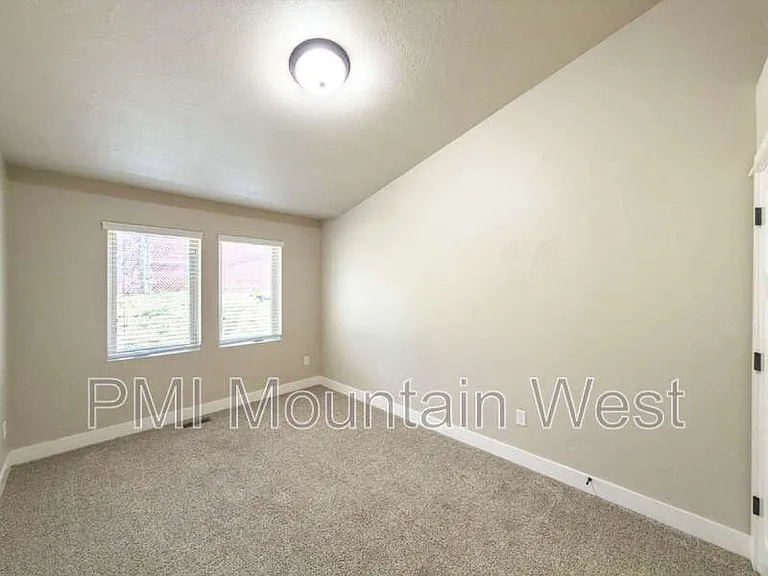 2119 Orchard Pines Loop — Photo 16