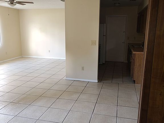 4th image of 1567 Weeping Willow Ct