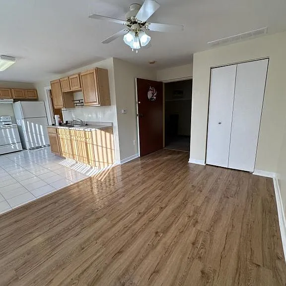 420 North St — Photo 18