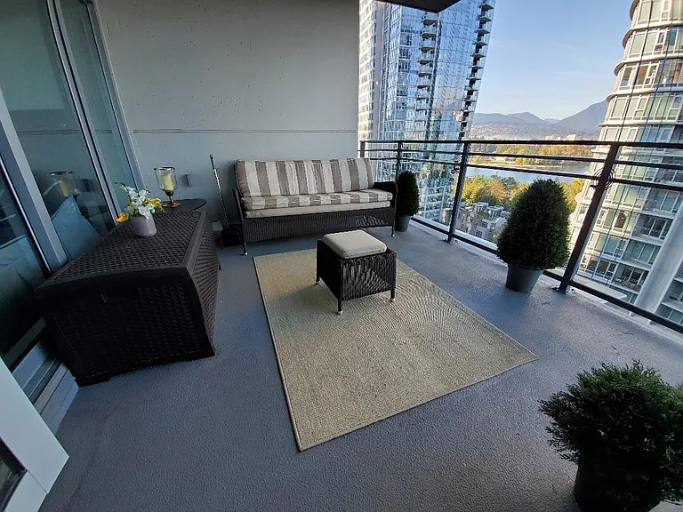 1205 Hastings St W #1103 — Photo 5