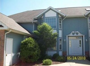 736 Tollis Pkwy #A, Broadview Heights, OH 44147