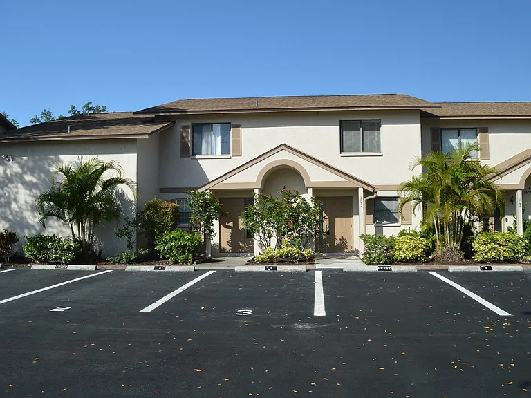 26560 Southern Pines Dr #J103 — Photo 17